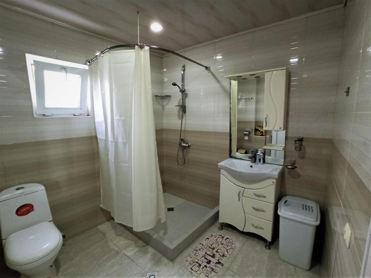 Guesthouse Lilia &Wine Celler Телави Екстериор снимка