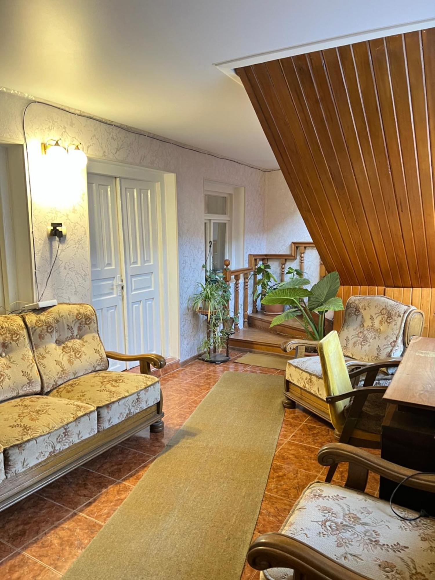 Guesthouse Lilia &Wine Celler Телави Екстериор снимка